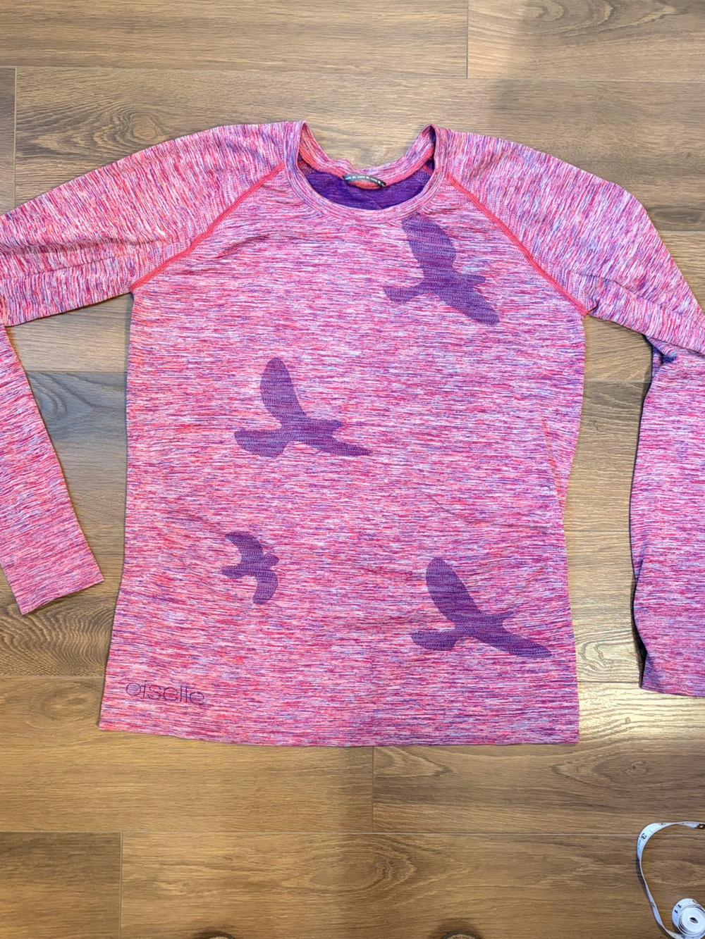oiselle Fly Long Sleeve Top with Bird Prints Magenta/pink -lovely